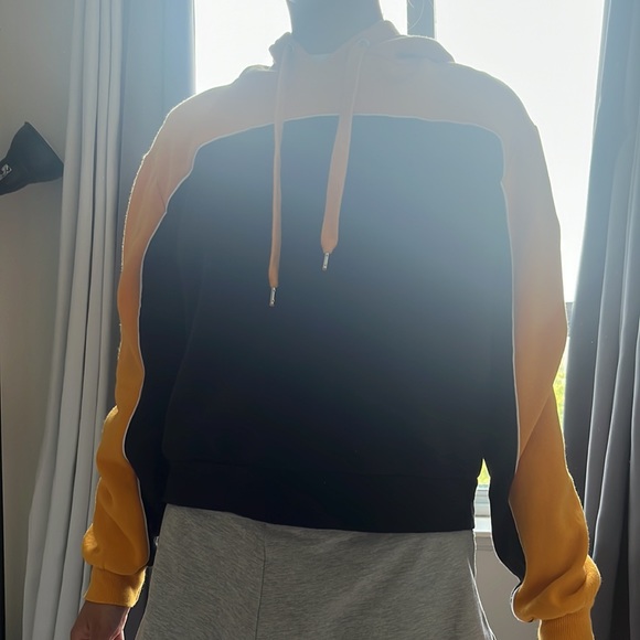 Mustard&black decide H&M hoddie - Picture 5 of 5